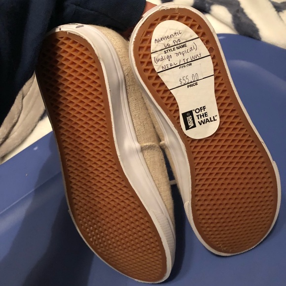 Vans - Picture 4 of 4